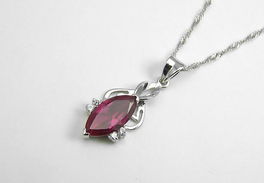 925银饰批发 红刚玉吊坠与纯银项链天然宝石时尚首饰，厂家直销图片及价格解析