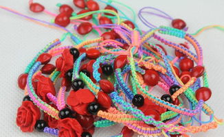 红豆寄相思，七彩线编织浪漫——红豆手链情侣饰品厂家批发全解析