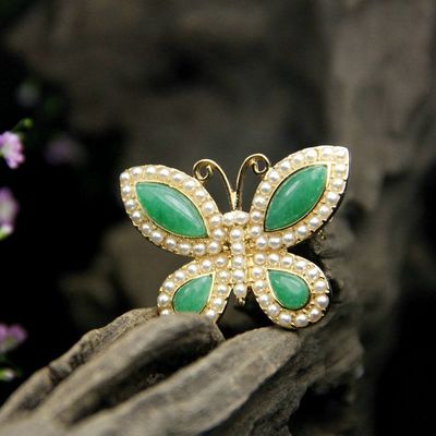 HOLY RIVER 镶水晶马来玉青金石胸针 复古与时尚的完美融合